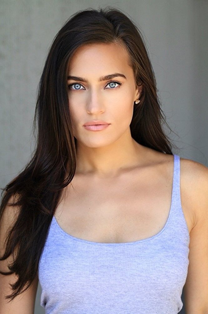 Caitlin Leahy